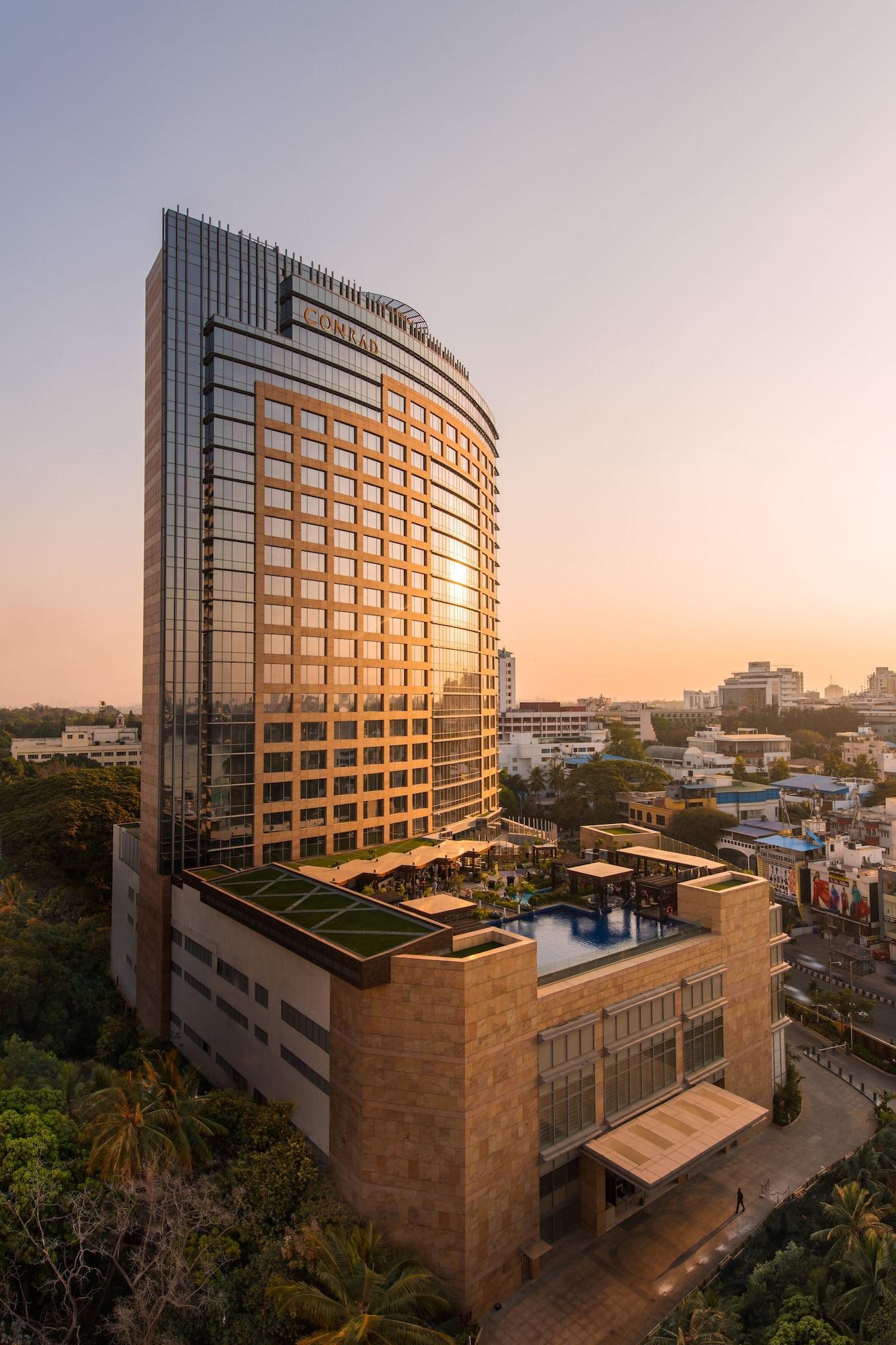 Hotel Conrad Bengaluru Exterior foto